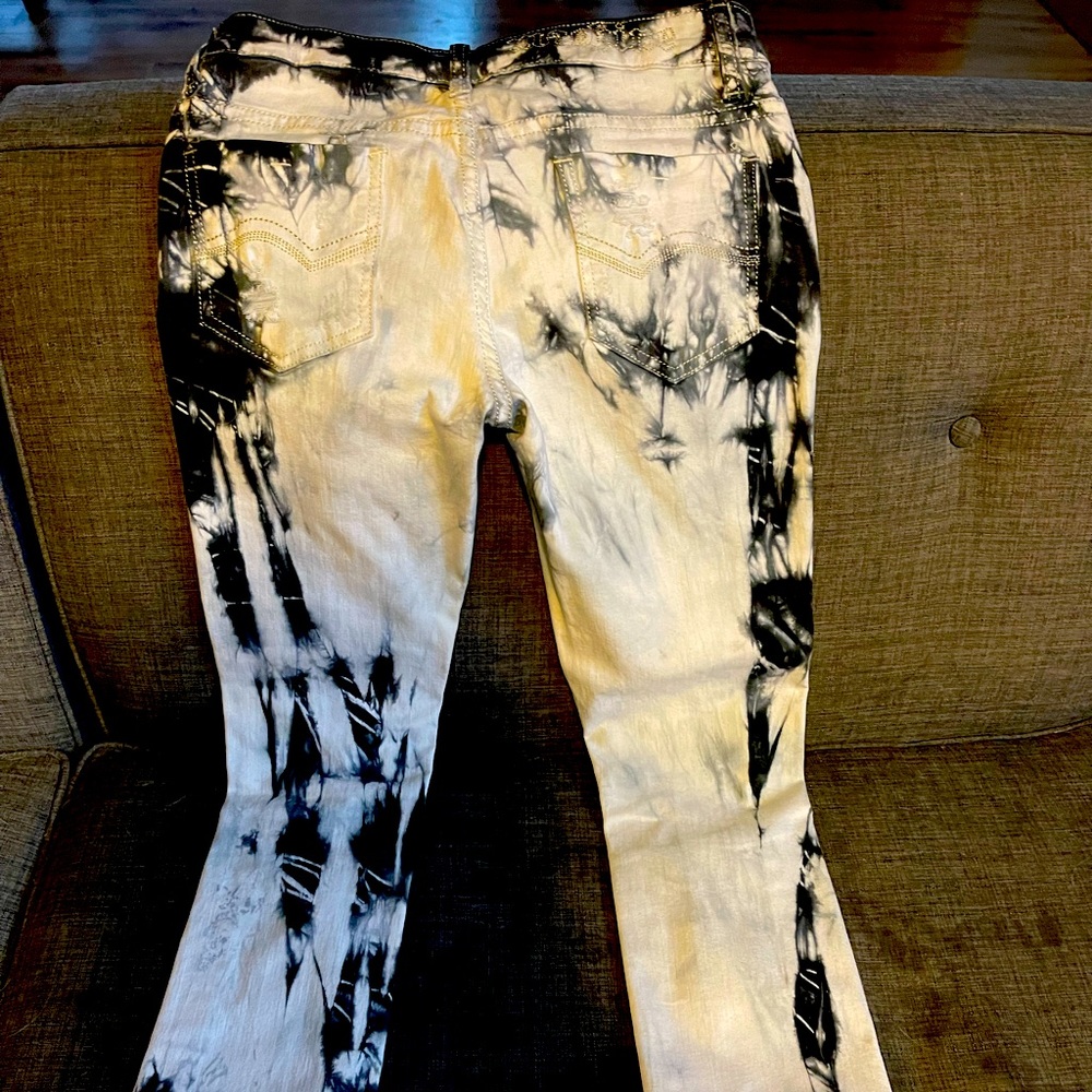 Stone Washed Unique Jeans View 2